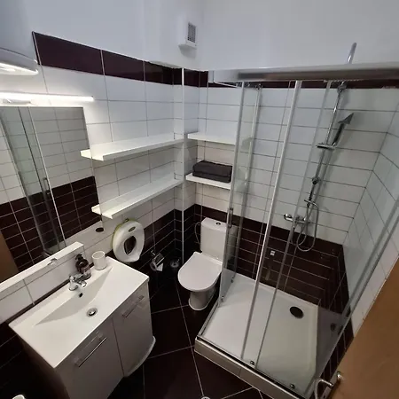 River Apartman *