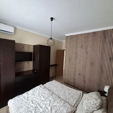 Appartamento River Sarandë